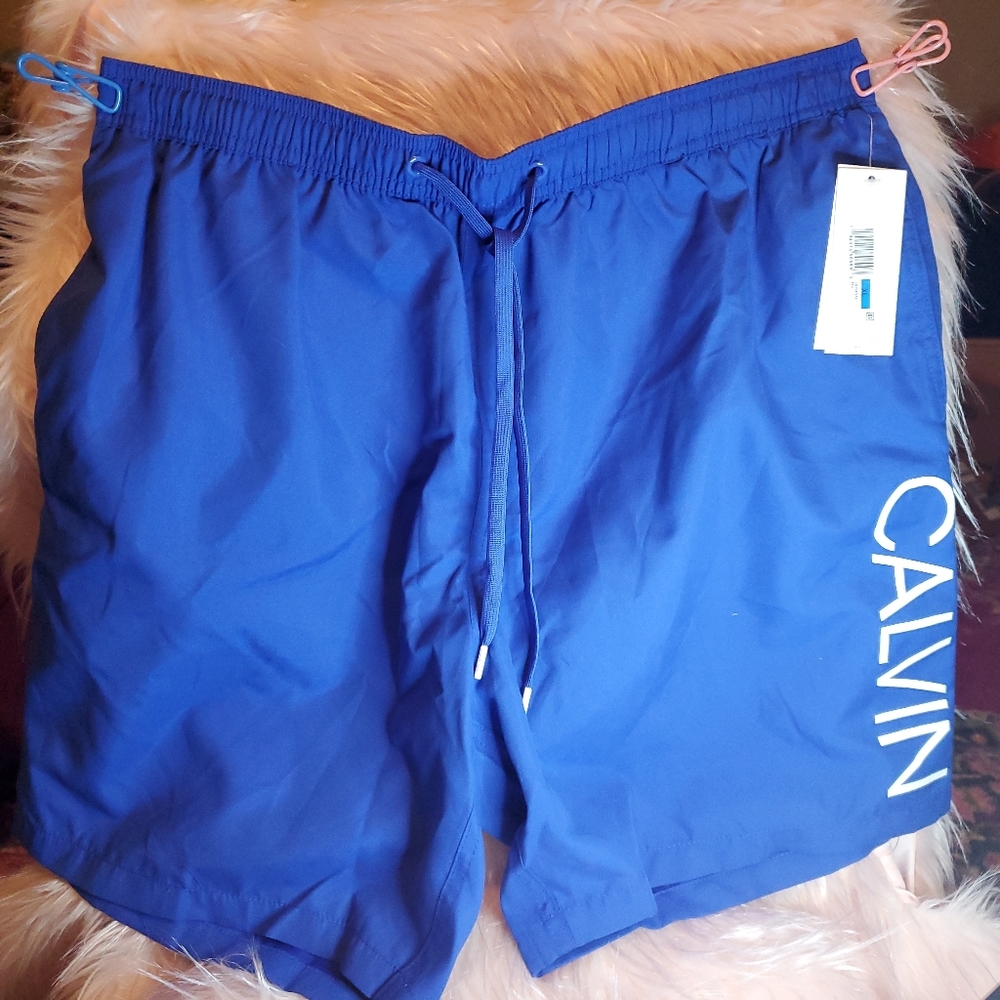 Mens Size XL  50+ UPF QUICK DRY  Blue W/ WHITE Cal